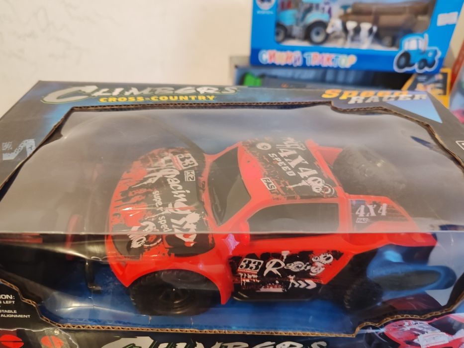 Прлдам игпушки оптом 1000