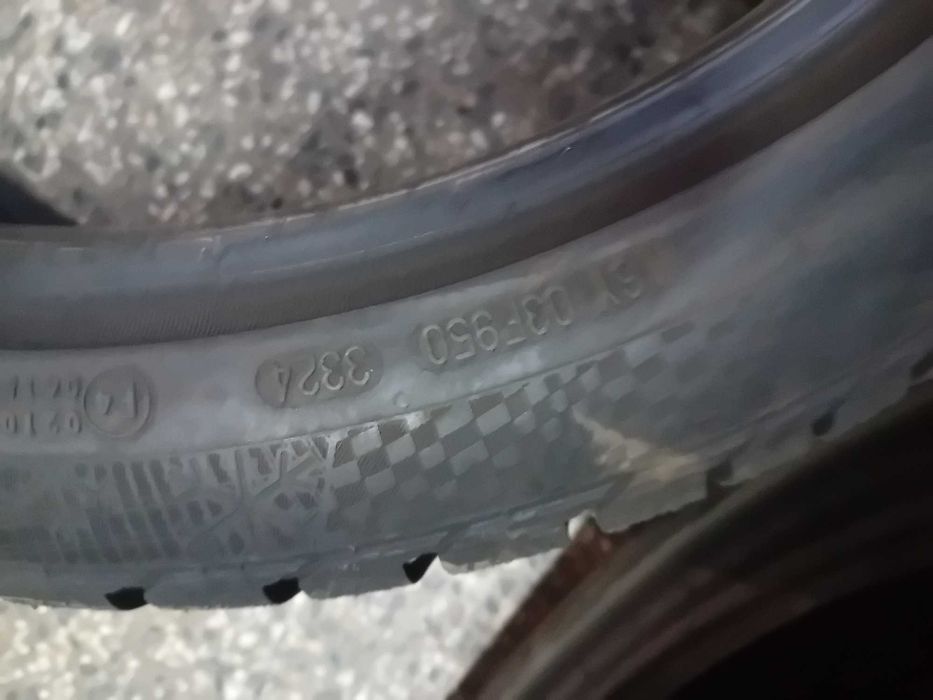 4 бр. 245/40/20 Continental Winter Contact ts860