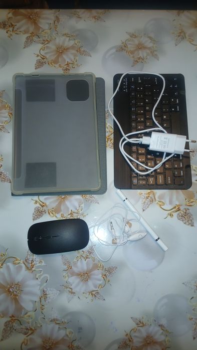 Продам планшет G...Vill G3000 Plus