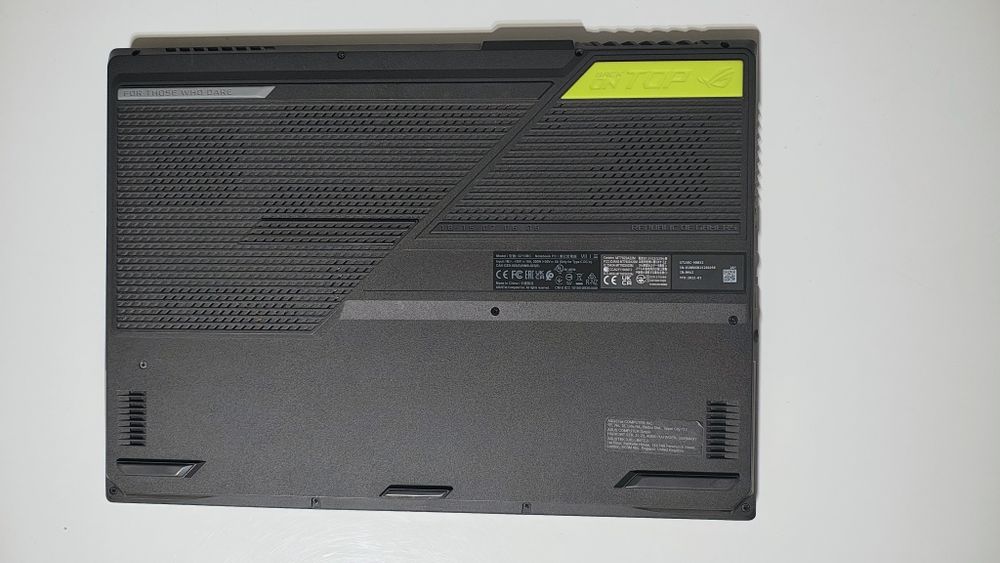 Laptop Gaming ASUS ROG Strix G17 – Ryzen 7, RTX 3050, 32GB RAM, 512GB