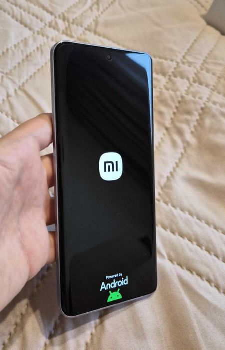 Смартфон Xiaomi Redmi Note 13 Pro+, 8GB RAM, 256GB, Purple с гаранция