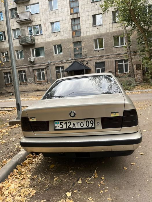 Продам бмв е 34.