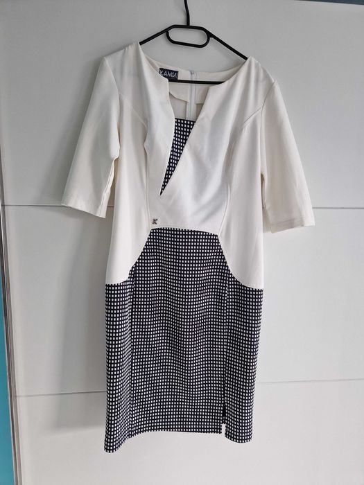 Елегантна рокля КАМИ