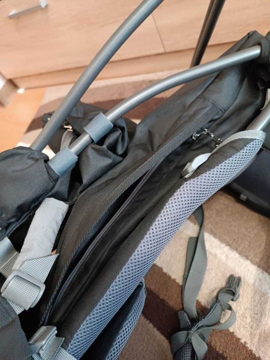 Раница за носене на дете Deuter Kid Comfort Plus
