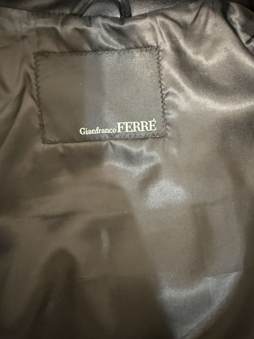 Куртка женская Gianfranco Ferre