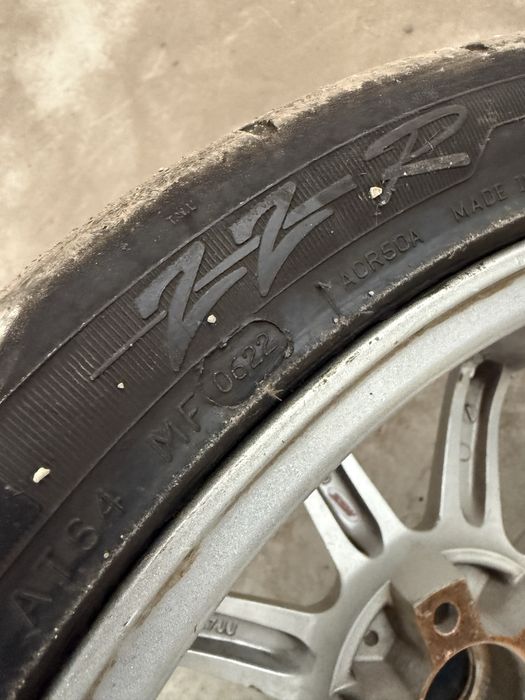 Джанти 17 5x114.3 със семи сликове 215/40/17
