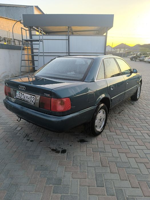 Ауди а6 в хорошем состояний