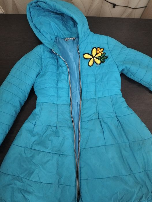 Пальто на девочку осеннее