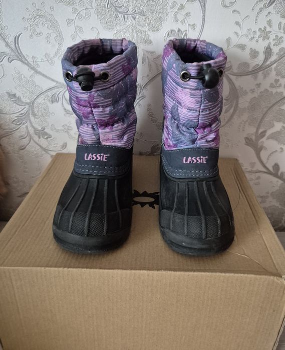 Сапожки на девочку 26 размер