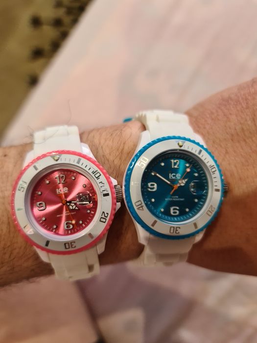 Set 2 bucati Ice watch turcoaz și roz,superbe,ca noi,+cadou skmei 1068