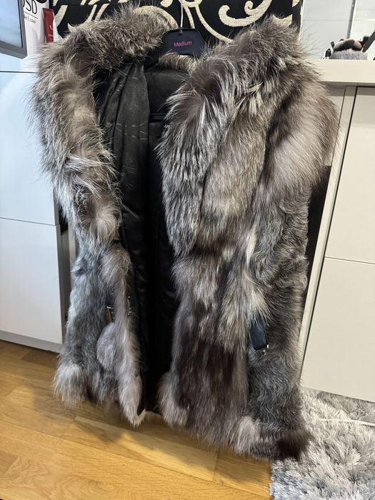 Елек от естествен косъм сребърна лисица