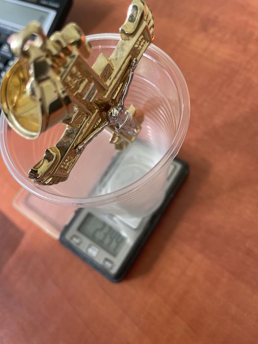 златен кръст 23.44 гр олекотен