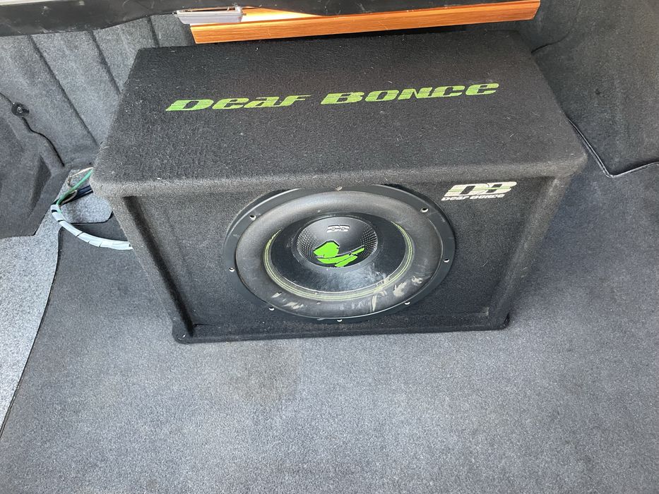 Продам сабуфер DB