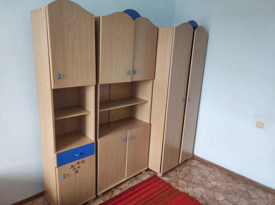 Компьютерный стол и шкафы