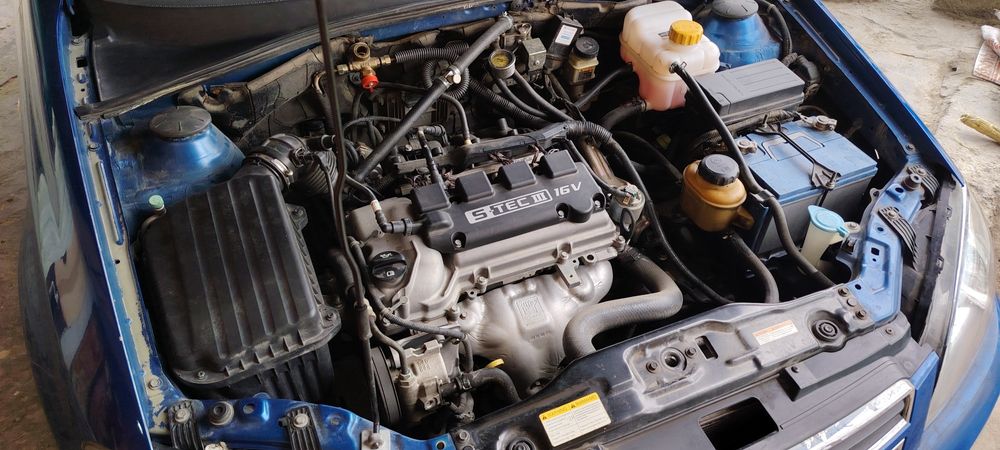 Chevrolet Gentra 1.5 сотилади 2015 сини