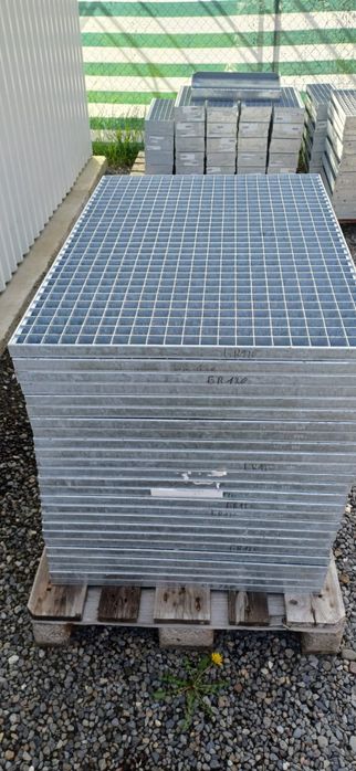 Trepte zincate galvanizate