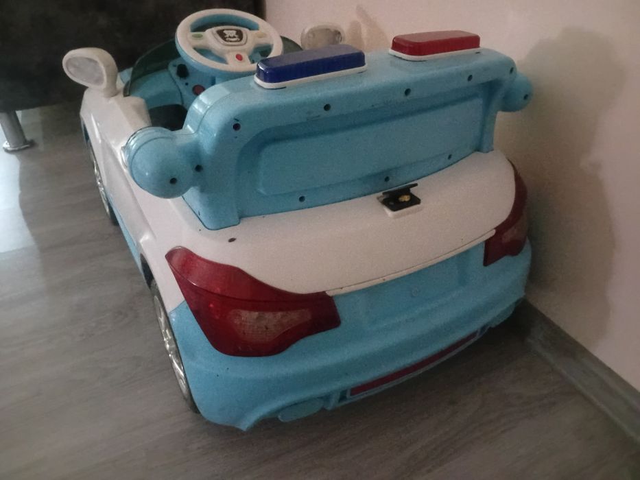 Машинка на пульте