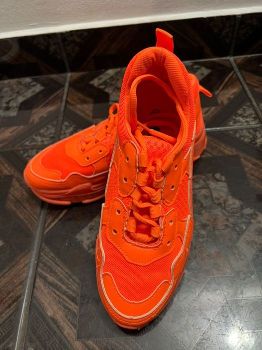 Adidasi pentru alergare