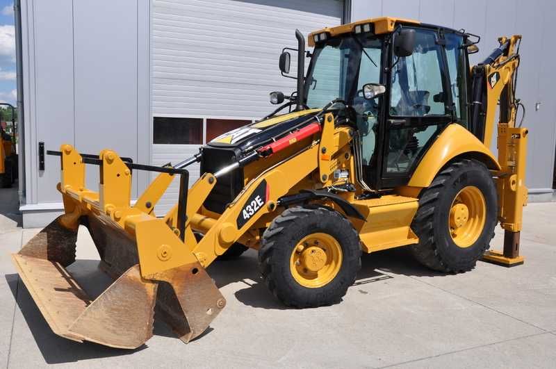 Услуги экскаватора 3в1 CAT JCB трактор, петушок, экскаватор-погрузчик ...