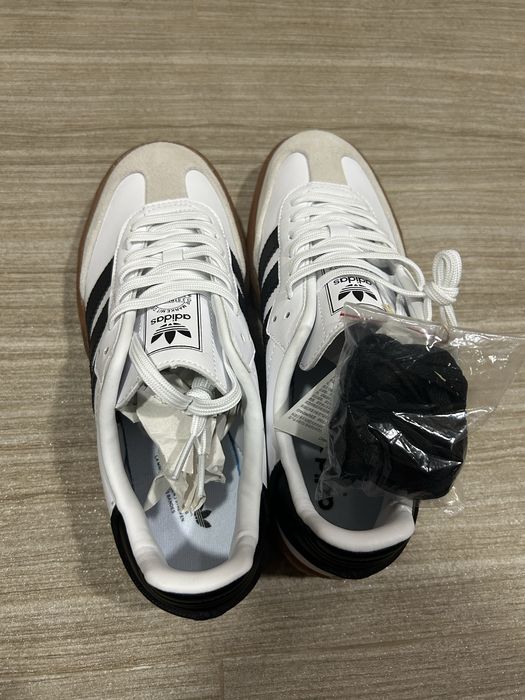 Продам кроссовки адидас