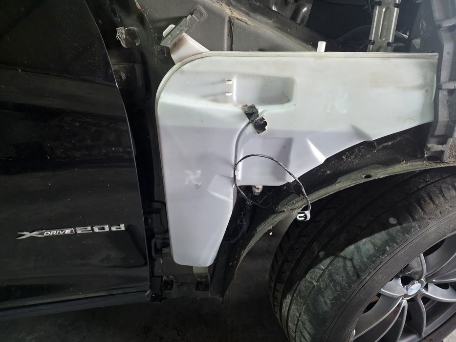 Vas lichid parbriz BMW X3 F25 Xenon spalatoare faruri