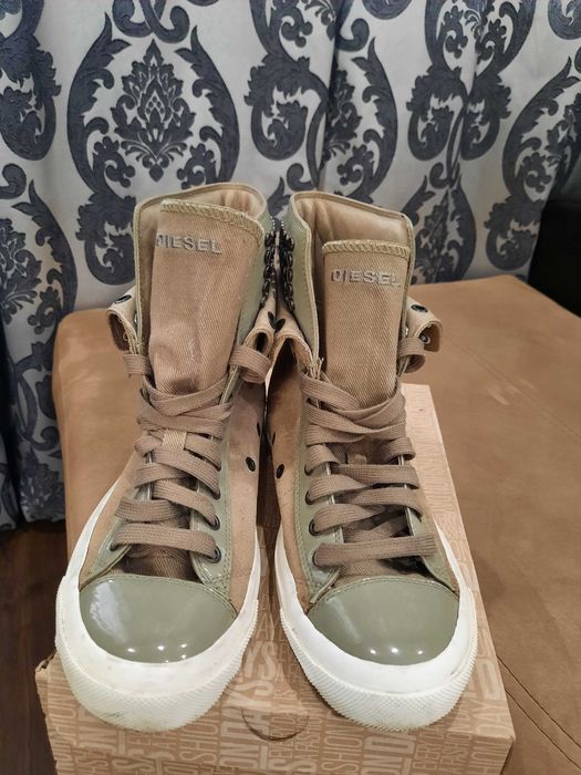 Оригинални дамски кецове "DIESEL"