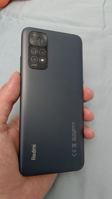 Xiaomi 11 128GB  работает без проблем