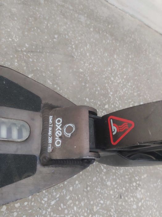 OXELO Trotinetă Town T7XL Negru Adulți produs comercializat Decathlon