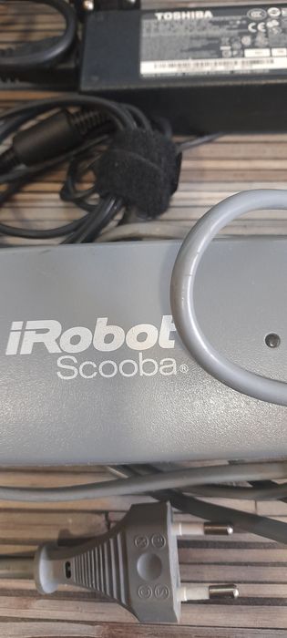 Зарядно за прахосмукачка и лаптоп IRobot scooba, Toshiba