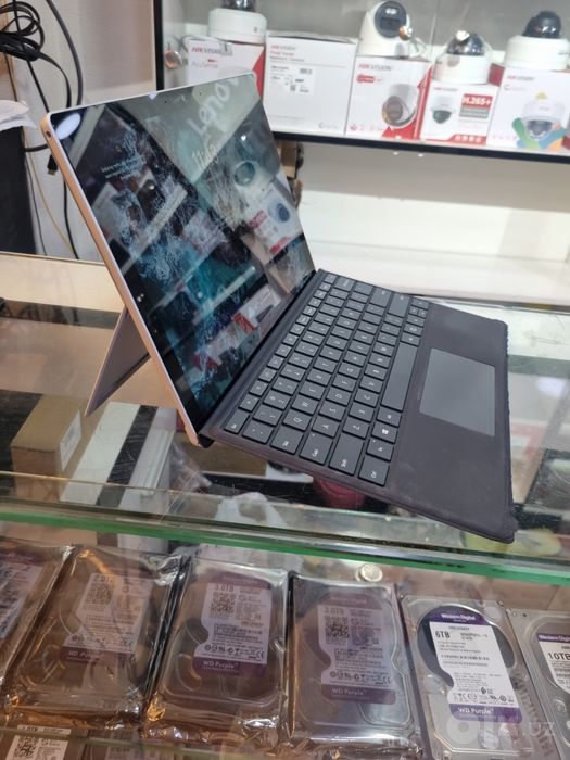 Noudbuk laptop surfeys