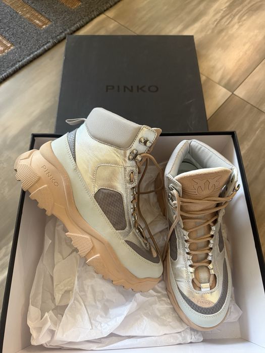 Кецове-високи Pinko