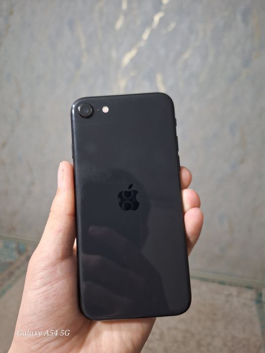 iPhone SE 2020 обмен