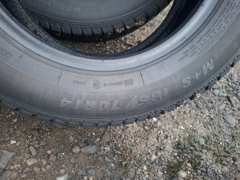 Vand  2 anvelope 185 70 14  sava m+s mixte bune