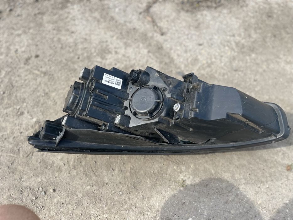 Фар за Hyundai I30 / Хюндай И30