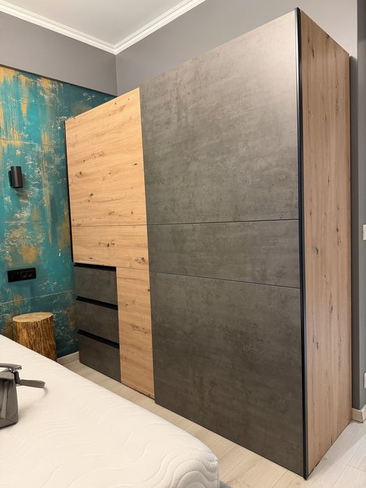 dulap cu usi culisante 200/61/200