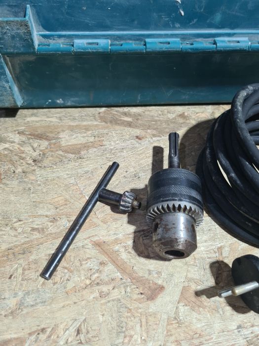 Rotopercutor sds plus Makita HR2470