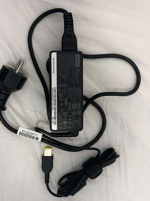 Alimentatoare lenovo 45,65, 90 w