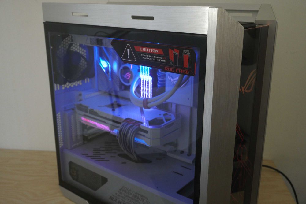 [САМО ЛИЧНО] Кутия Asus ROG GX601 Helios white PC case /вкл. ДДС