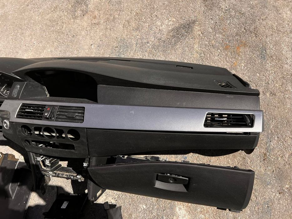 Арматурно тъбло BMW БМВ Е60 / Е61 фейс