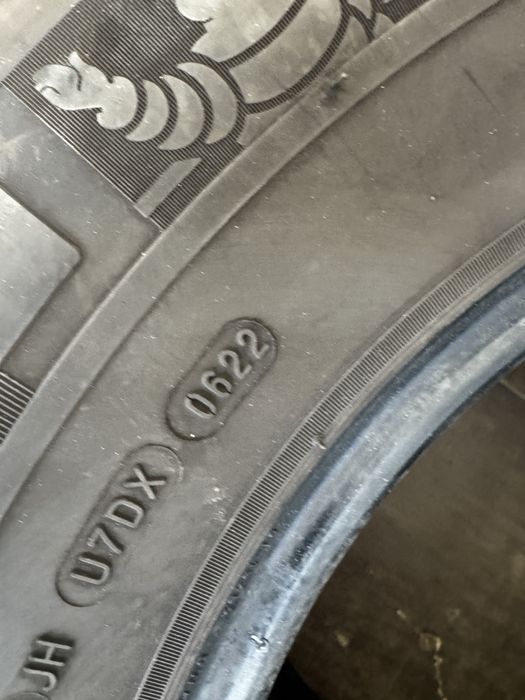 Michelin Agilis Camping 225/75R16CP 116Q