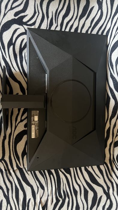 Монитор 27 инча  AOC