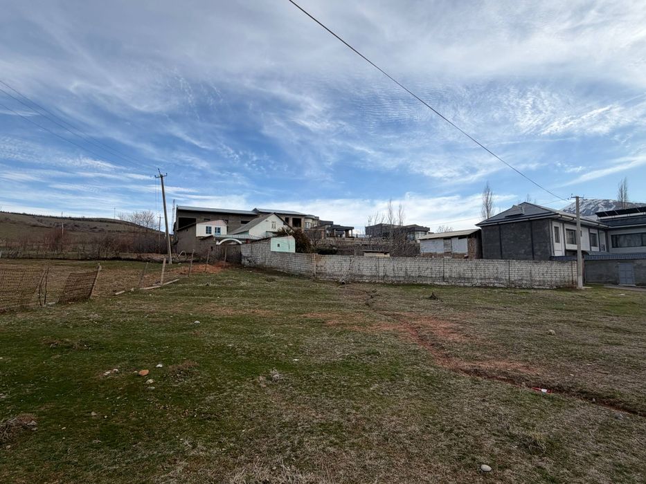 Bochkaning yuragida joylashgan quruq yer sotiladi