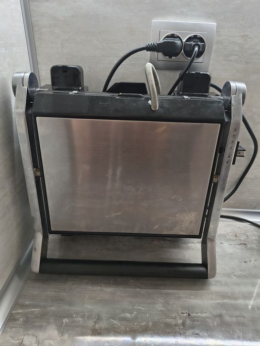 Контактен грил Switch On