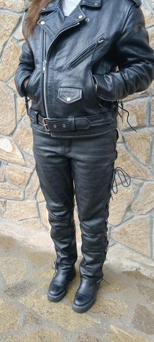 180€/352лв. Дамски екип от естествена кожа