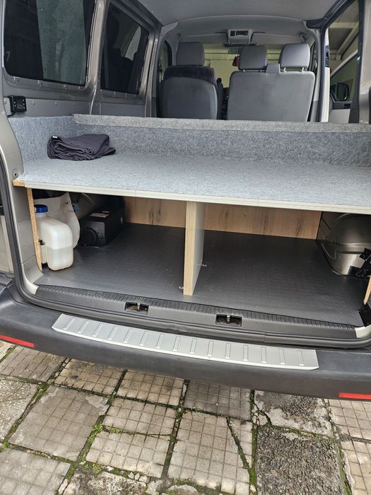 Продавам WV  Транспортер Комби