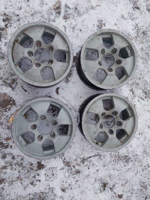 Диски R15 на Ниву Россия. 5×139.7 разболтовка.