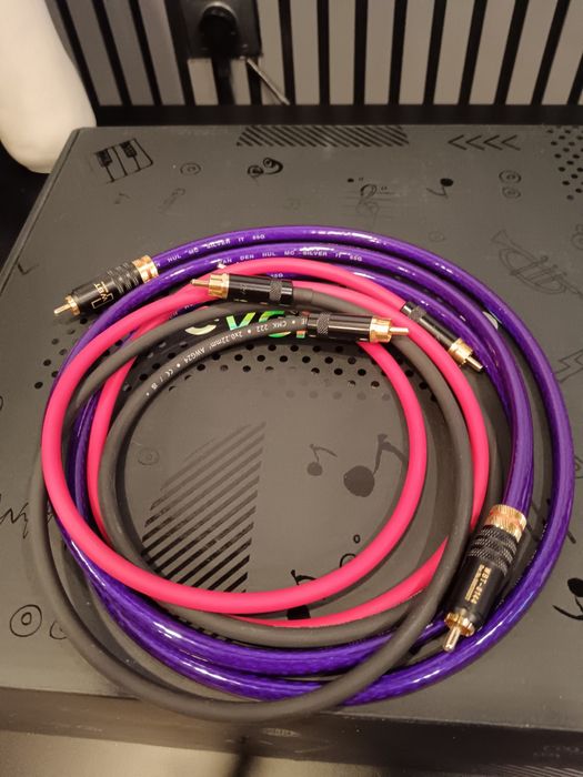 DAC / Streamer Eversolo Dmp A6 + cabluri hi-end