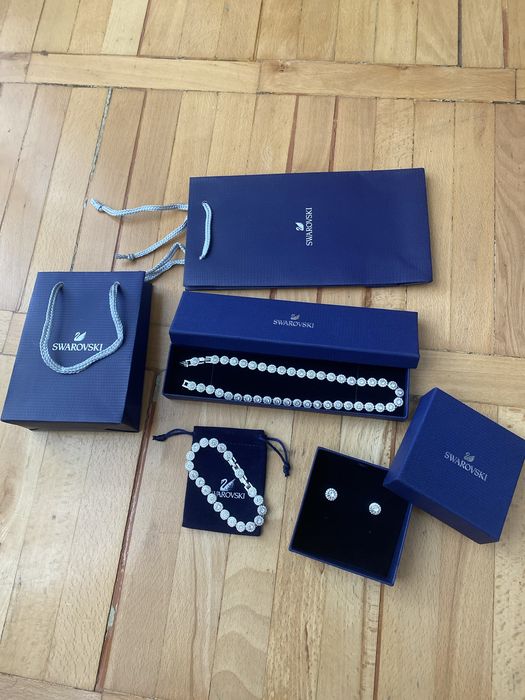 Set swarovski nou