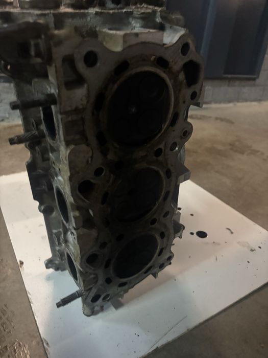 Головка блока цилиндров vq20