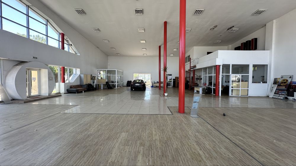 Vand spatiu comercial Santuhalm